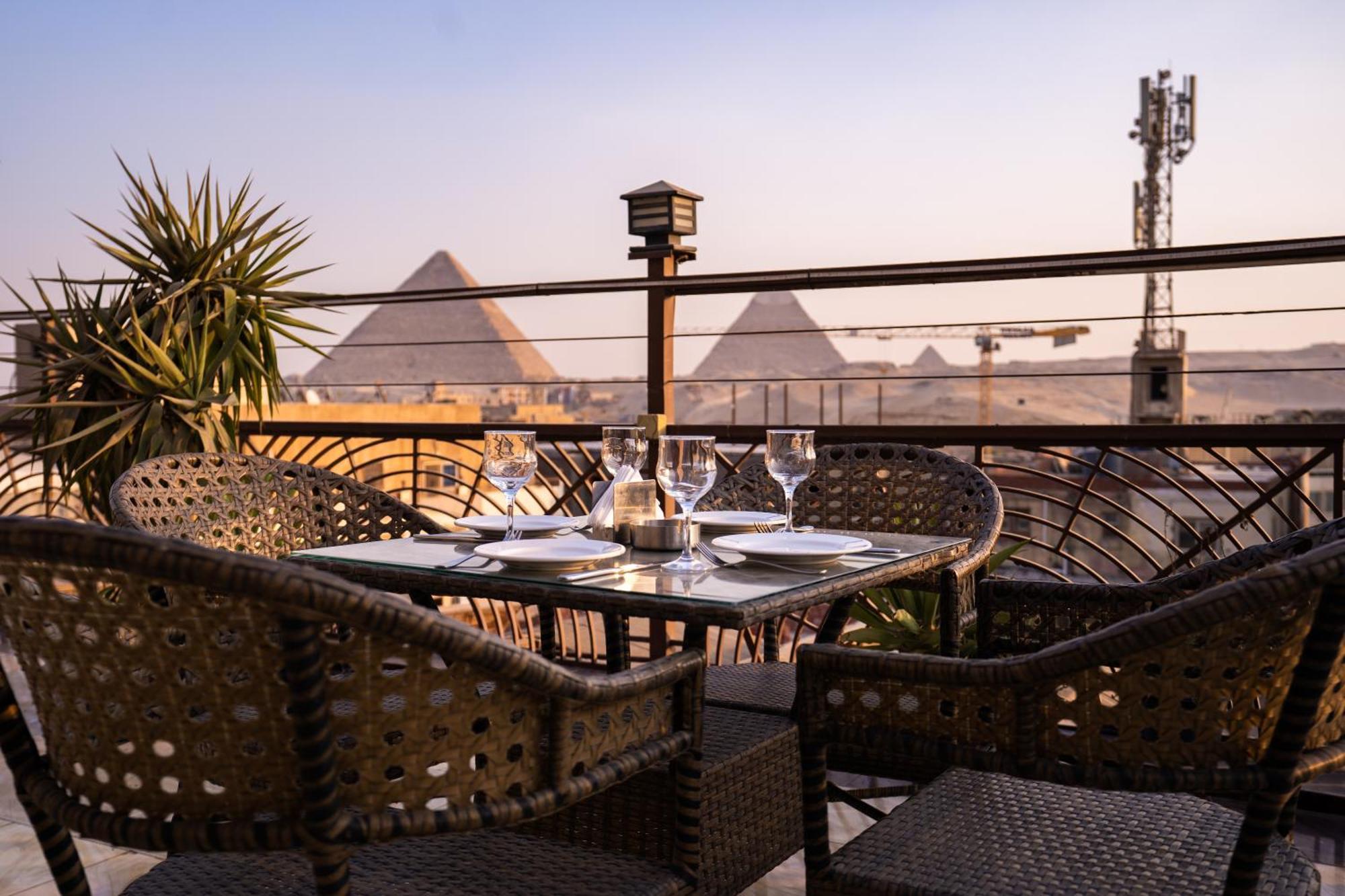 Hotel Pyramids Gem Plaza Kafret el-Gabal Exteriér fotografie