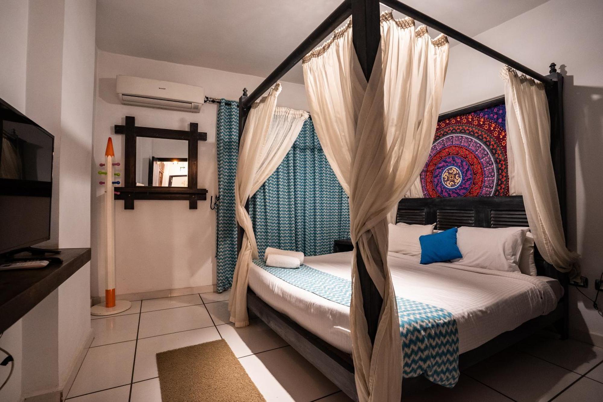 Hotel Pyramids Gem Plaza Kafret el-Gabal Exteriér fotografie