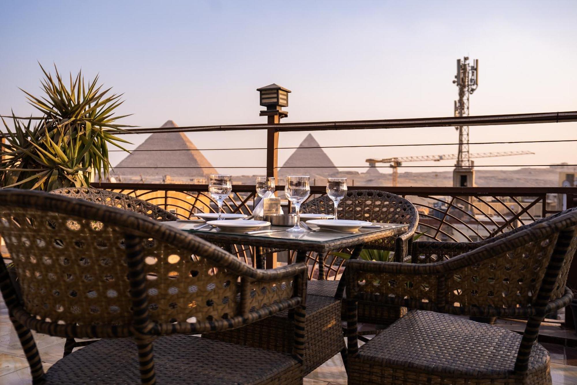Hotel Pyramids Gem Plaza Kafret el-Gabal Exteriér fotografie