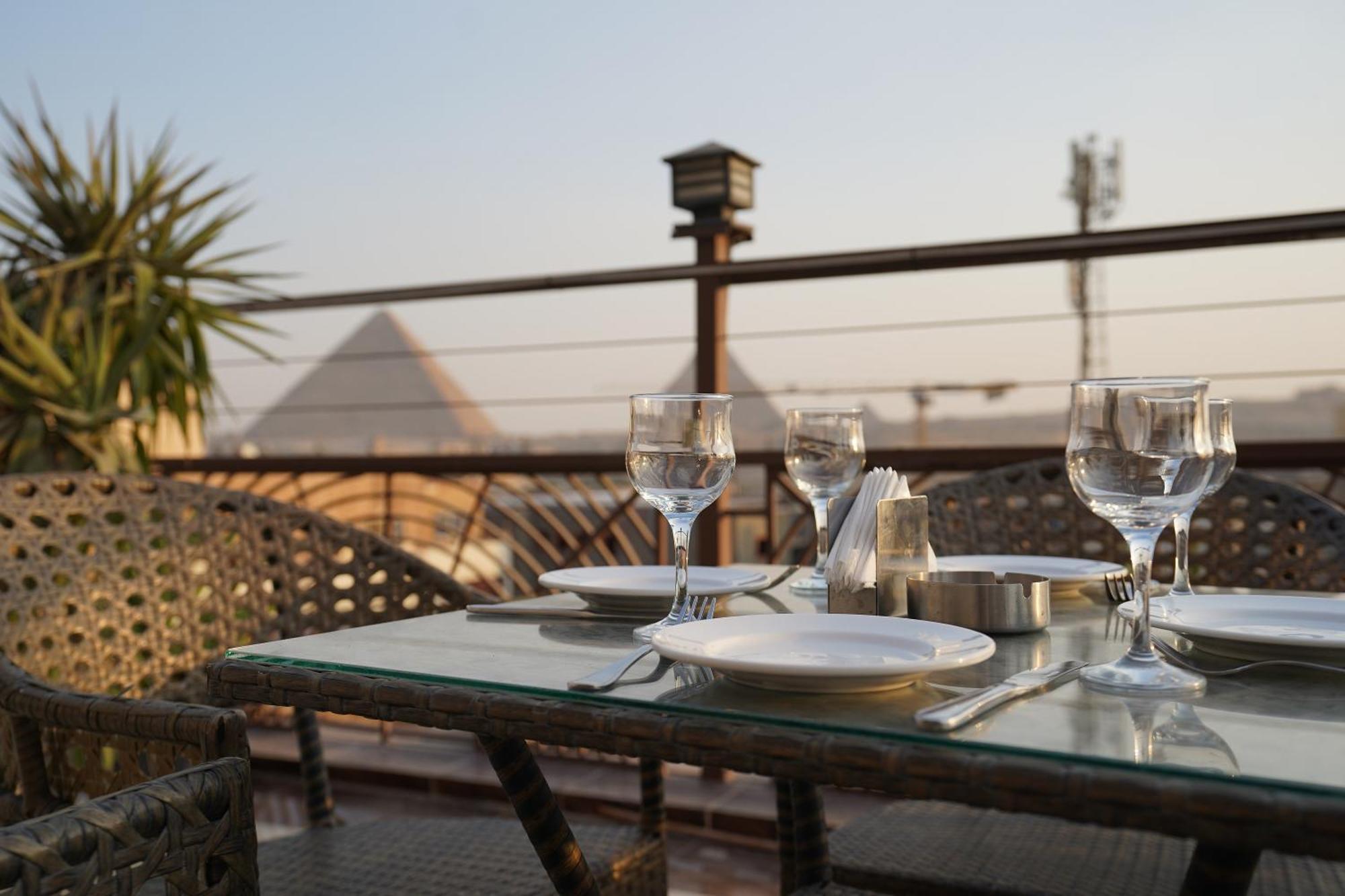 Hotel Pyramids Gem Plaza Kafret el-Gabal Exteriér fotografie